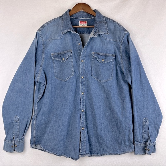 Wrangler Other - Wrangler 2XL Denim Long Sleeve Western Shirt Snap Down Snap Pockets